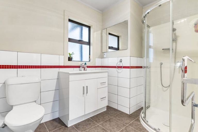 Photo of property in 28 Hooks Road, Manurewa, Auckland, 2102