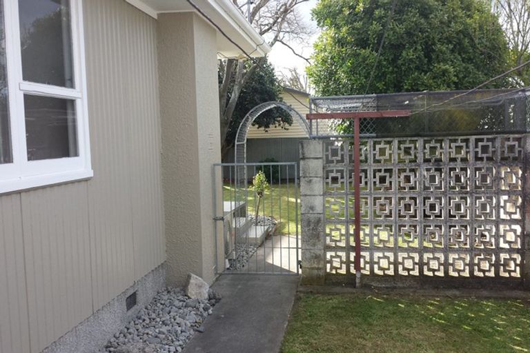 Photo of property in 809 Oxford Street, Saint Leonards, Hastings, 4120