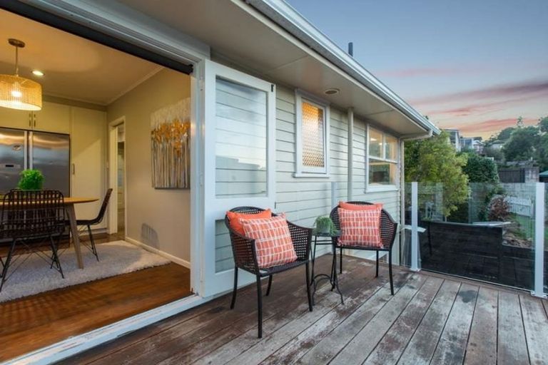 Photo of property in 64 Marlborough Avenue, Glenfield, Auckland, 0629