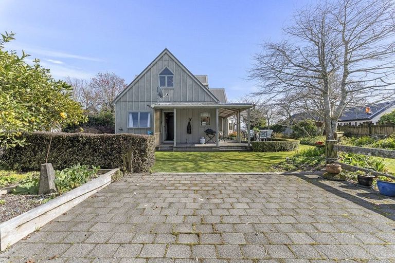 Photo of property in 5 Bosworth Street, Egmont Village, 4372