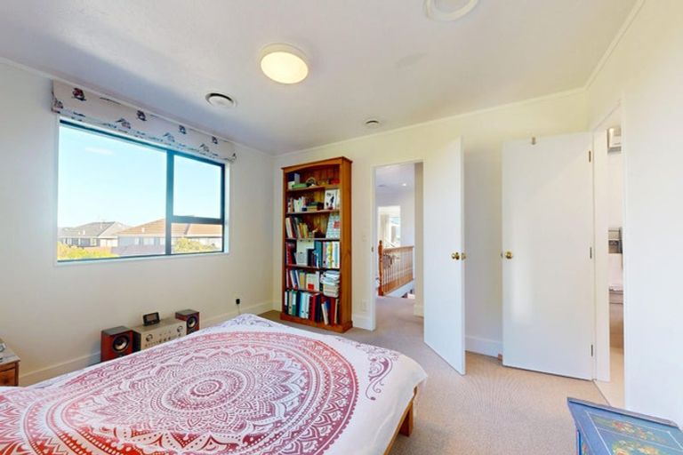 Photo of property in 60 Satara Crescent, Khandallah, Wellington, 6035