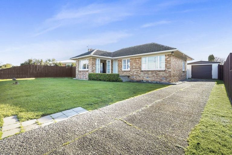 Photo of property in 27 Nevada Road, Silverdale, Hamilton, 3216