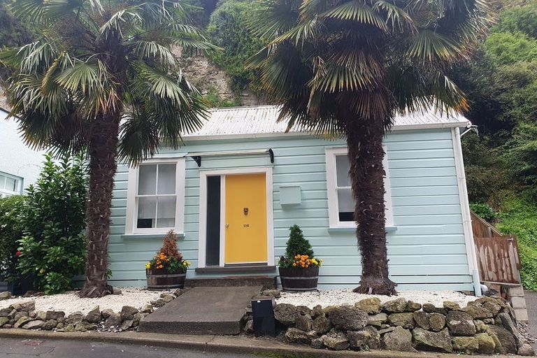 Photo of property in 116 Shakespeare Road, Bluff Hill, Napier, 4110