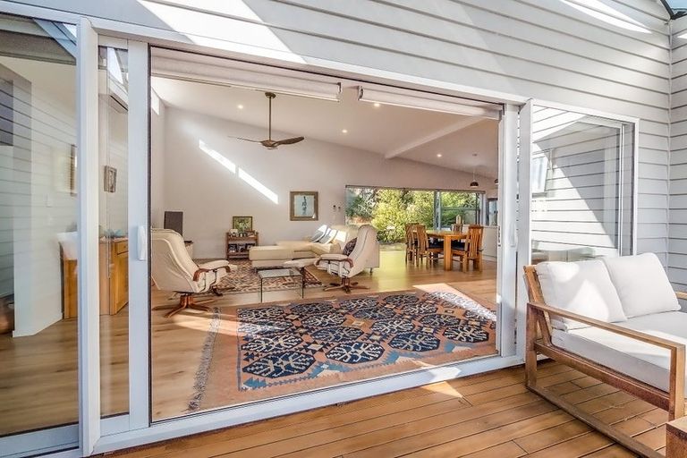 Photo of property in 30 Totara Heights Way, Paihia, 0200