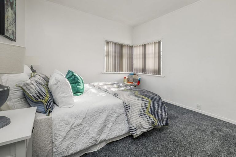 Photo of property in 6 Lipscombe Avenue, Papatoetoe, Auckland, 2025