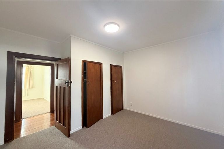 Photo of property in 72 Miro Street, Miramar, Wellington, 6022
