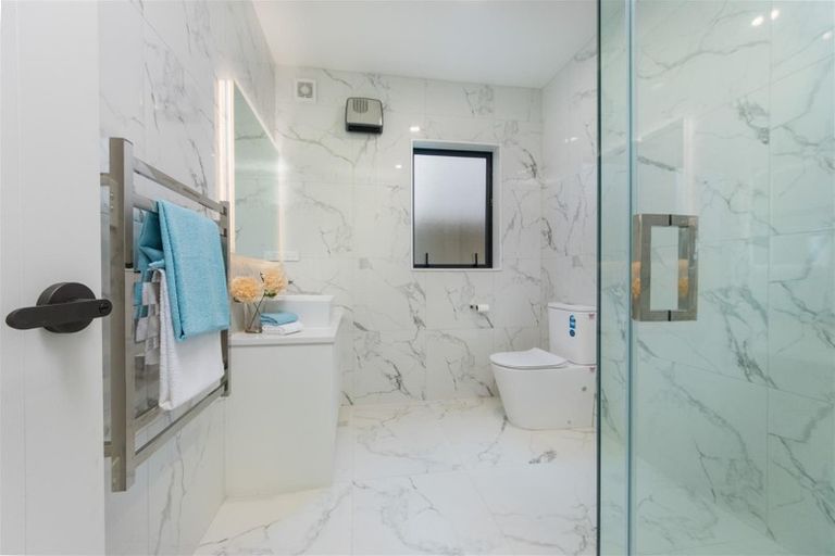 Photo of property in 45 Drumconnell Drive, Flat Bush, Auckland, 2019