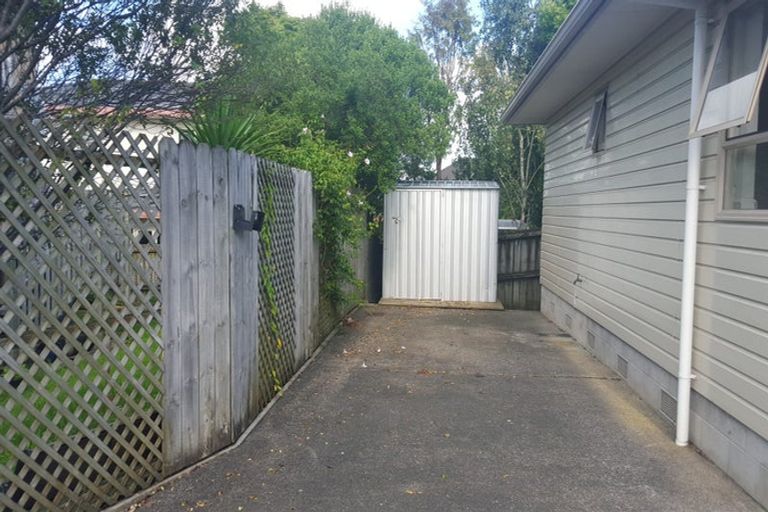 Photo of property in 78 Sunset Road, Unsworth Heights, Auckland, 0632