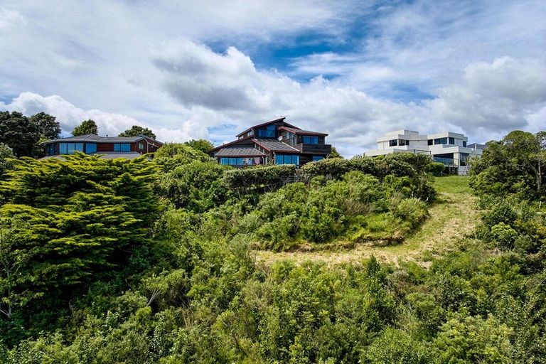 Photo of property in 44 Molyneux Close, Whitby, Porirua, 5024