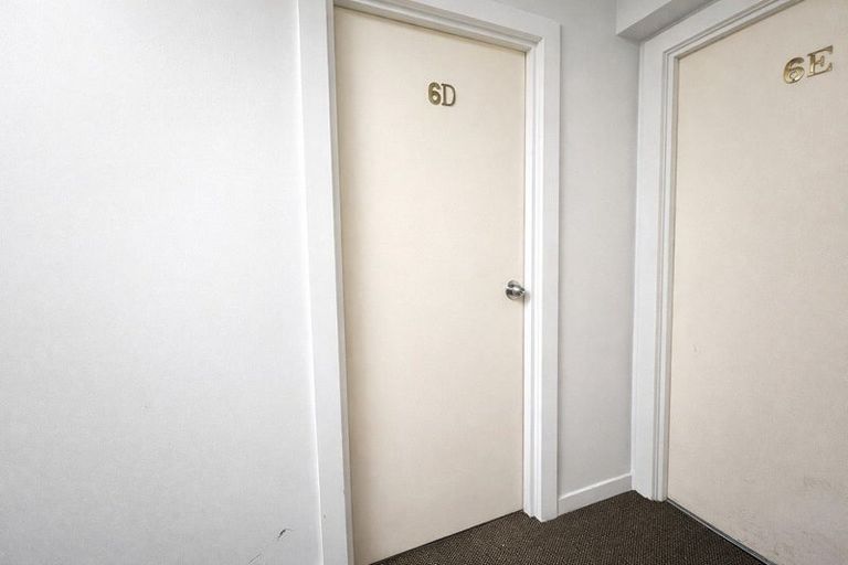 Photo of property in Terrace Tower Apartments, 6d/126 The Terrace, Wellington Central, Wellington, 6011