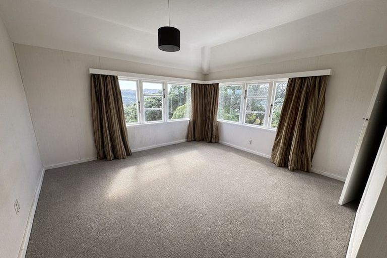 Photo of property in 43a Messines Road, Karori, Wellington, 6012