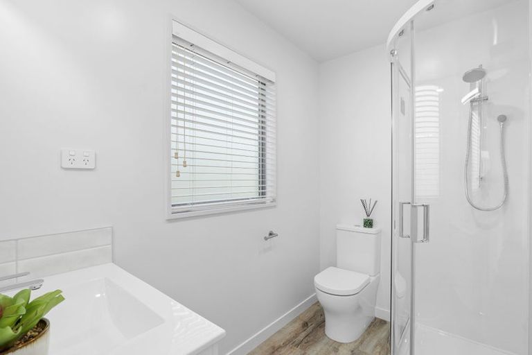 Photo of property in 27 Kakapo Lane, Redwood, Christchurch, 8051