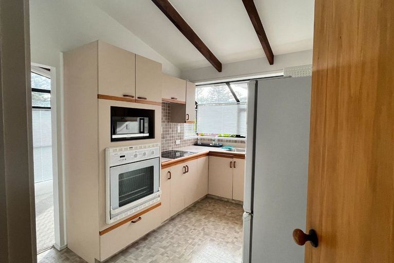 Photo of property in 423b Hibiscus Coast Highway, Orewa, 0931