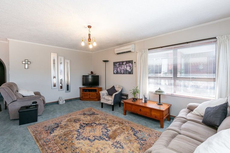 Photo of property in 2/14 Avondale Road, Taradale, Napier, 4112