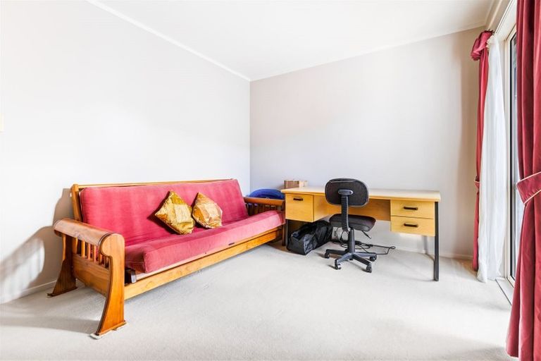 Photo of property in 58 Garton Drive, Massey, Auckland, 0614