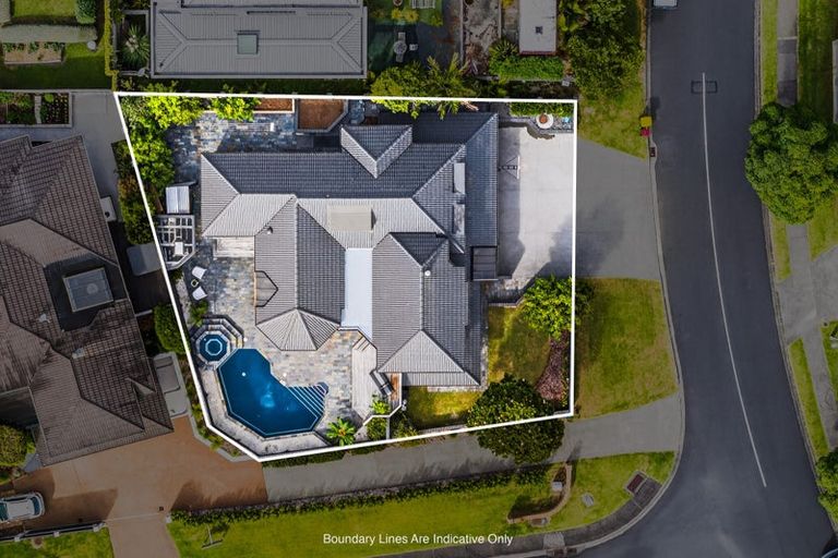 Photo of property in 44 William Bayes Place, Red Beach, 0932