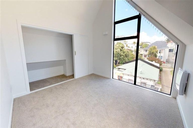 Photo of property in 17u1 Nairn Street, Mount Cook, Wellington, 6011