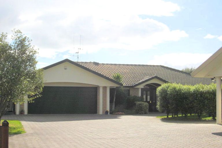 Photo of property in 35 Ocean Crest, Papamoa Beach, Papamoa, 3118