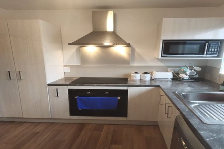 Photo of property in 15b Caesars Place, Churton Park, Wellington, 6037