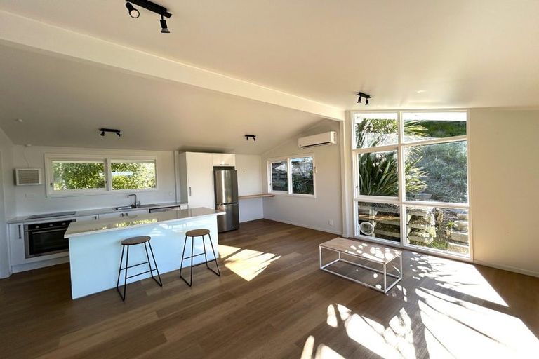 Photo of property in 12 Chartwell Drive, Crofton Downs, Wellington, 6035