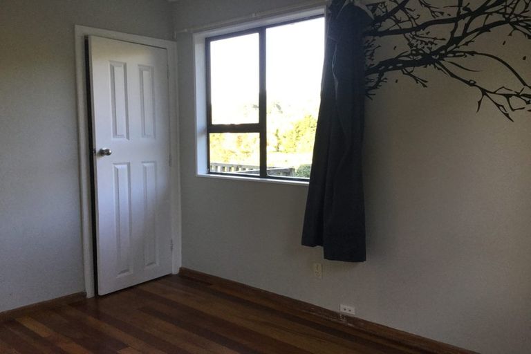 Photo of property in 48c Norana Road, Timberlea, Upper Hutt, 5018