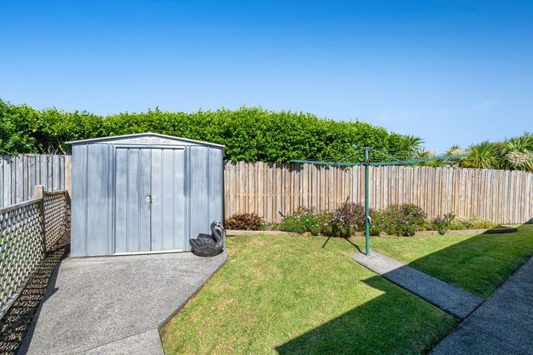 Photo of property in 6 The Boulevard, Red Beach, 0932