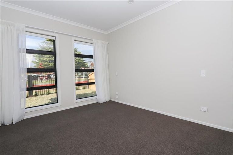 Photo of property in 2u1 Lambert Court, Glenview, Hamilton, 3206