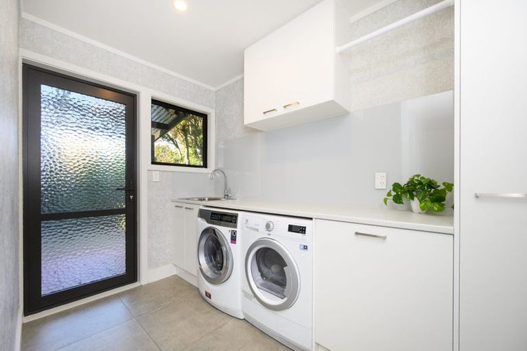 Photo of property in 281 Fitzherbert Avenue, West End, Palmerston North, 4410