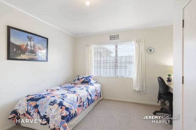 Photo of property in 5/37a Glengarry Road, Glen Eden, Auckland, 0602