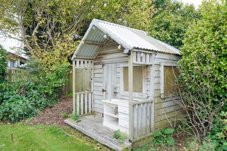 Photo of property in 64 Watt Road, Otatara, Invercargill, 9879