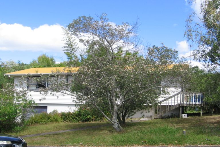Photo of property in 51 Saddleback Rise, Murrays Bay, Auckland, 0630