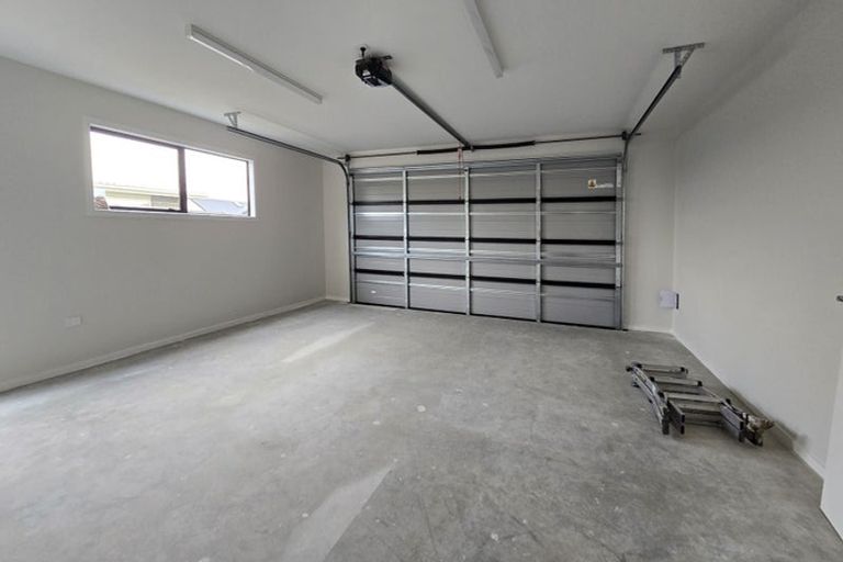 Photo of property in 16 George Yee Place, Taradale, Napier, 4112