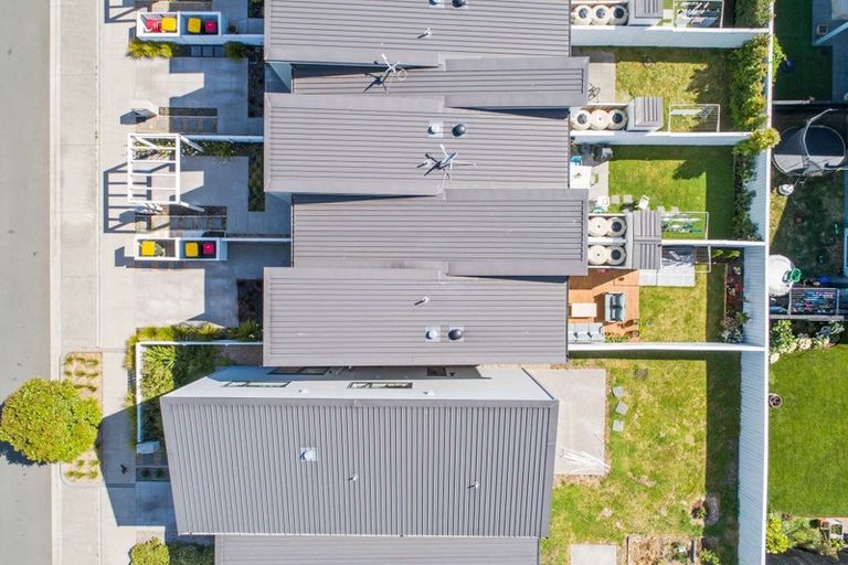 Photo of property in 11 Spotted Dove Road, Hobsonville, Auckland, 0616