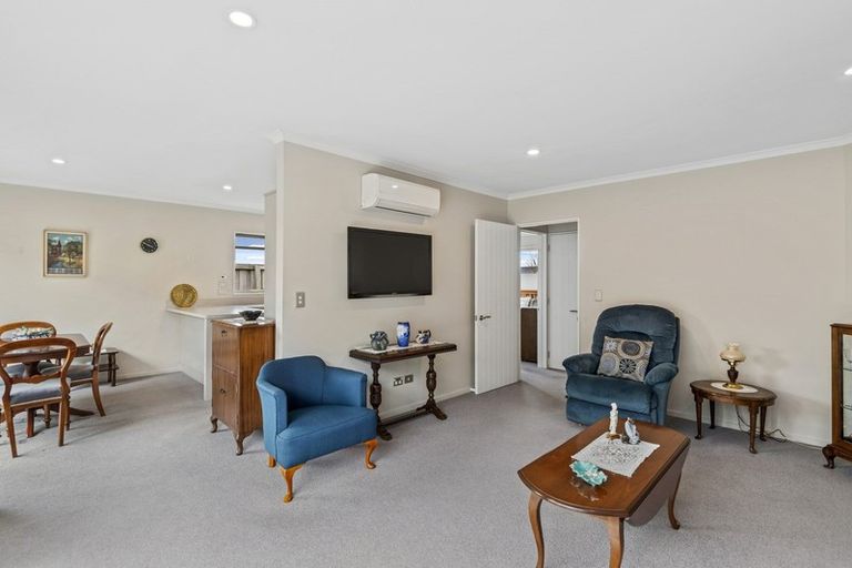 Photo of property in 3 Reeves Road, Rangiora, 7400