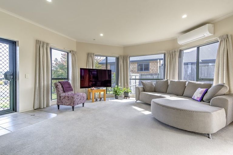 Photo of property in 108 Ayrshire Drive, Grandview Heights, Hamilton, 3200