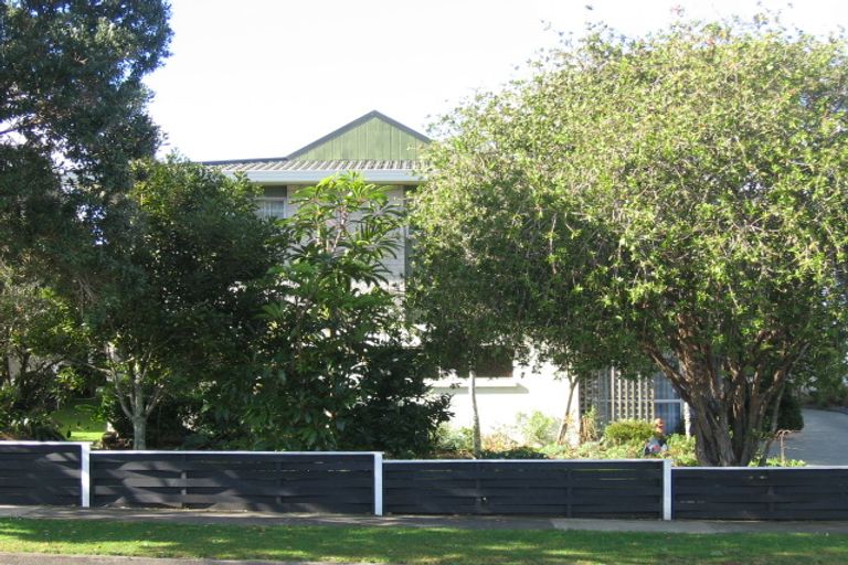 Photo of property in 22 Fairway Drive, Te Kamo, Whangarei, 0112