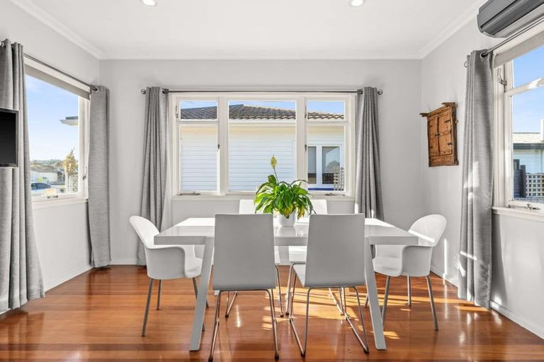 Photo of property in 236 Kennedy Road, Onekawa, Napier, 4110