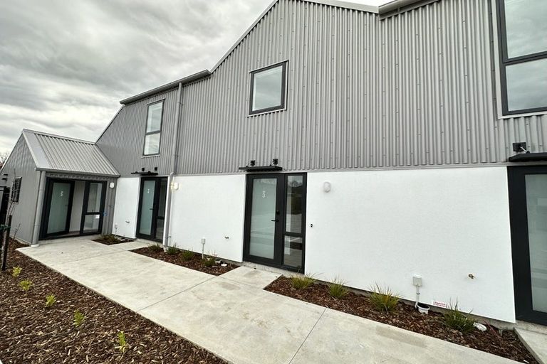 Photo of property in 4/30 Frederick Street, Waltham, Christchurch, 8011