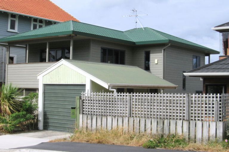 Photo of property in 61 Rhine Street, Island Bay, Wellington, 6023