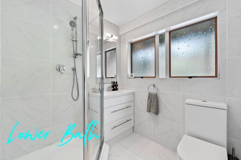 Photo of property in 54 Saddleback Rise, Murrays Bay, Auckland, 0630