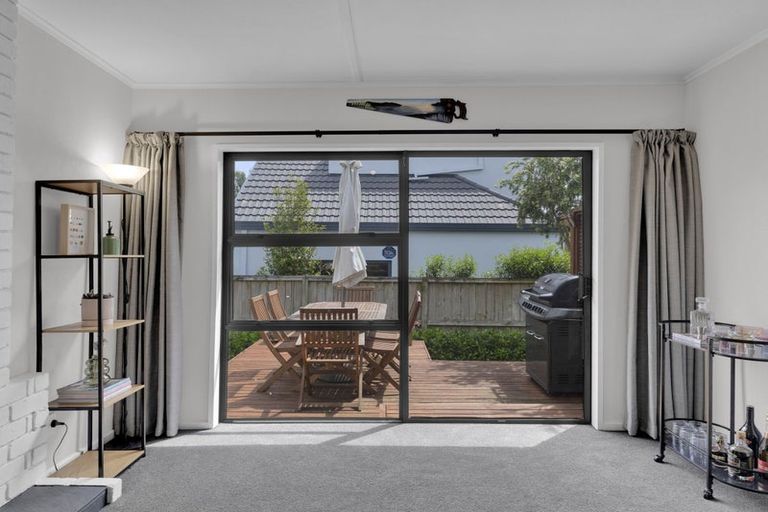 Photo of property in 1 Moule Place, Fairfield, Hamilton, 3214