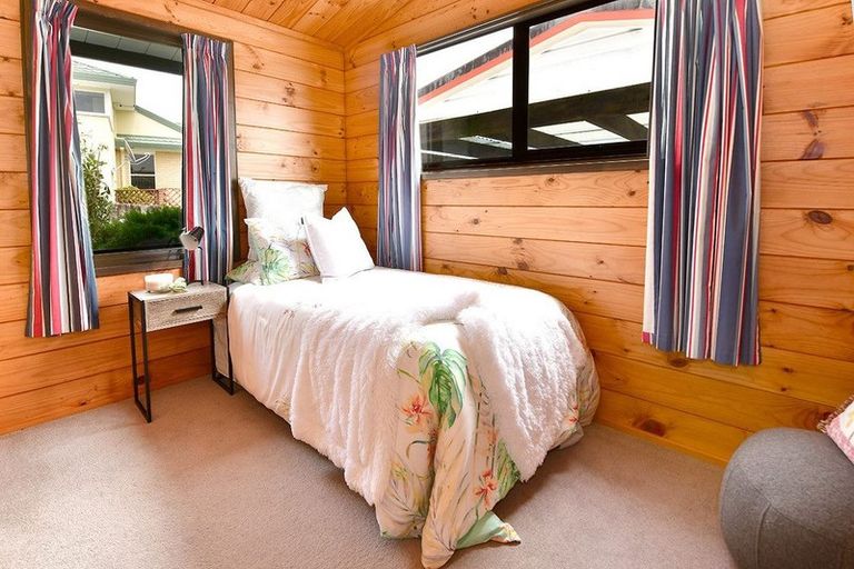 Photo of property in 8 Mariners Grove, Algies Bay, Warkworth, 0920