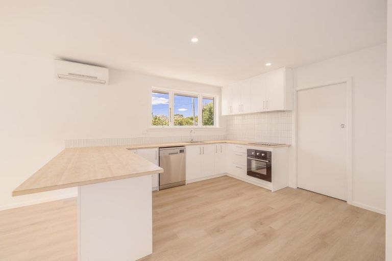 Photo of property in 2 Anstorer Street, Bryndwr, Christchurch, 8053