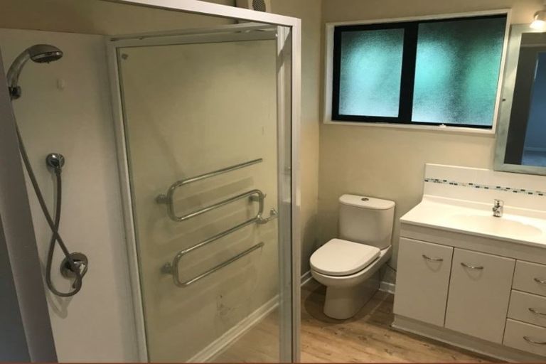 Photo of property in 190 Orangi Kaupapa Road, Northland, Wellington, 6012