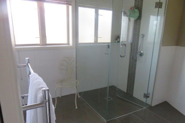 Photo of property in 2 Oldfield Court, Huntington, Hamilton, 3210