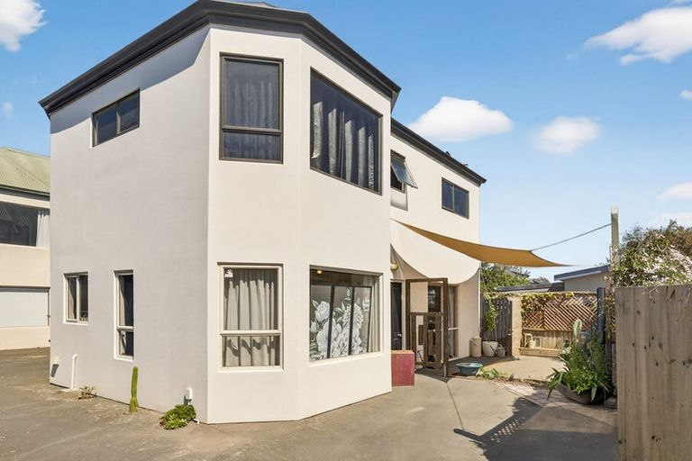 Photo of property in 2/44 Shakespeare Road, Waltham, Christchurch, 8023