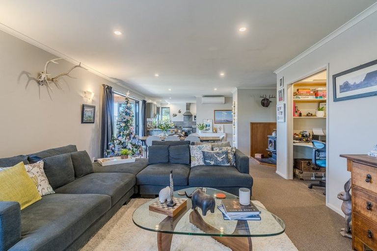 Photo of property in 27 Rhoboro Road, Twizel, 7901