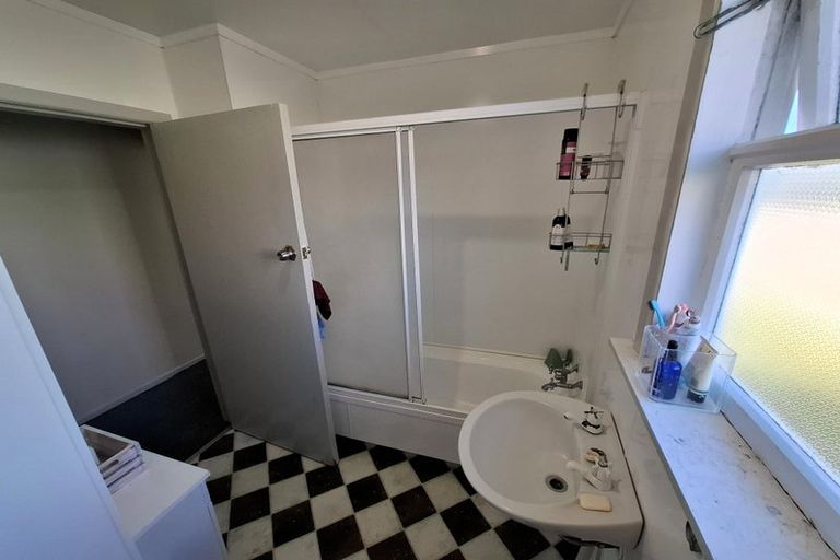 Photo of property in 53 Mould Street, Waitara, 4320