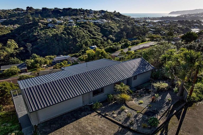 Photo of property in 56 Mercury Way, Whitby, Porirua, 5024