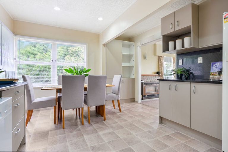 Photo of property in 6 Priscilla Crescent, Melville, Hamilton, 3206